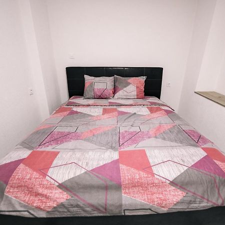 Down Street-Old Town Apartment Ohrid Ngoại thất bức ảnh