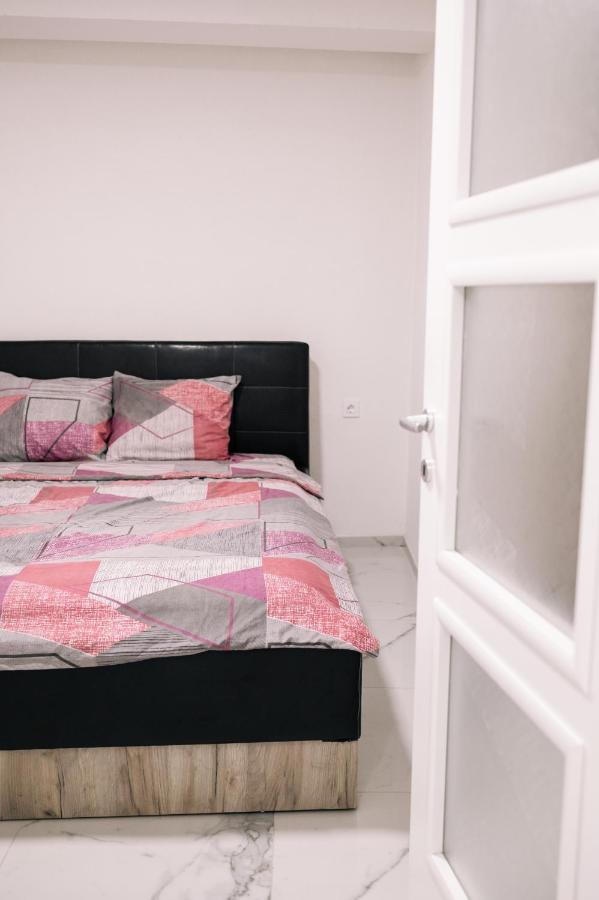 Down Street-Old Town Apartment Ohrid Ngoại thất bức ảnh
