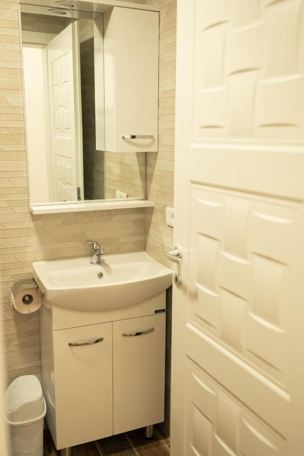Down Street-Old Town Apartment Ohrid Ngoại thất bức ảnh