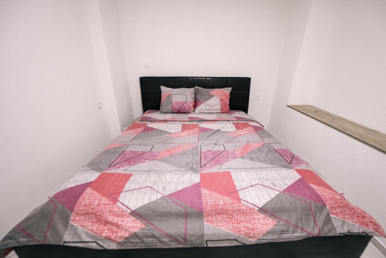 Down Street-Old Town Apartment Ohrid Ngoại thất bức ảnh
